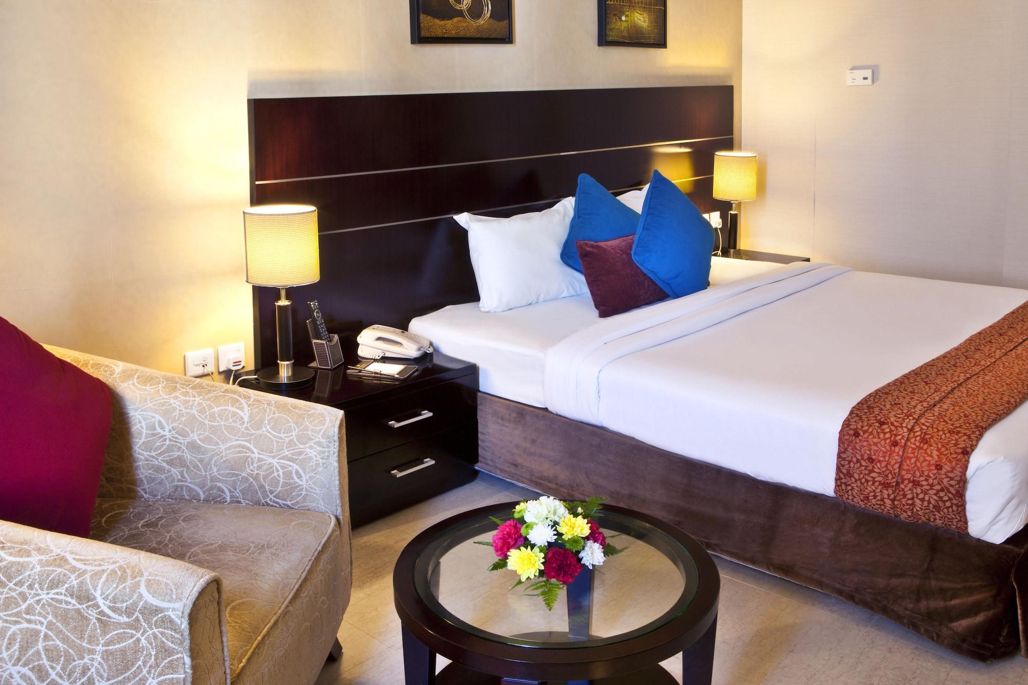דובאי Landmark Riqqa Hotel מראה חיצוני תמונה