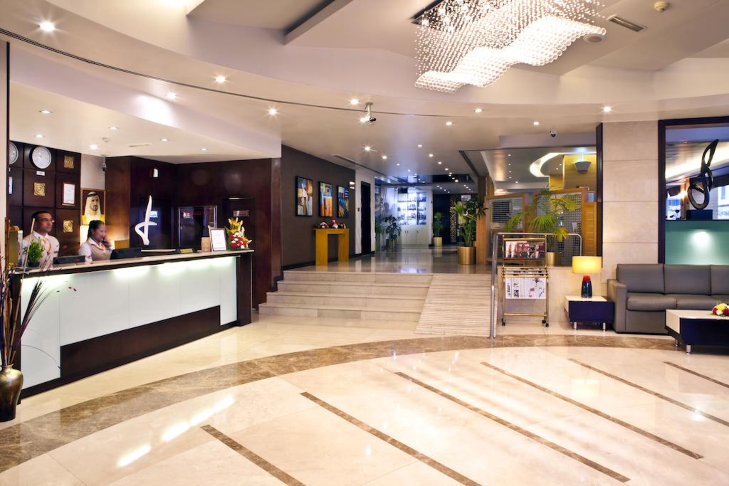 דובאי Landmark Riqqa Hotel מראה חיצוני תמונה