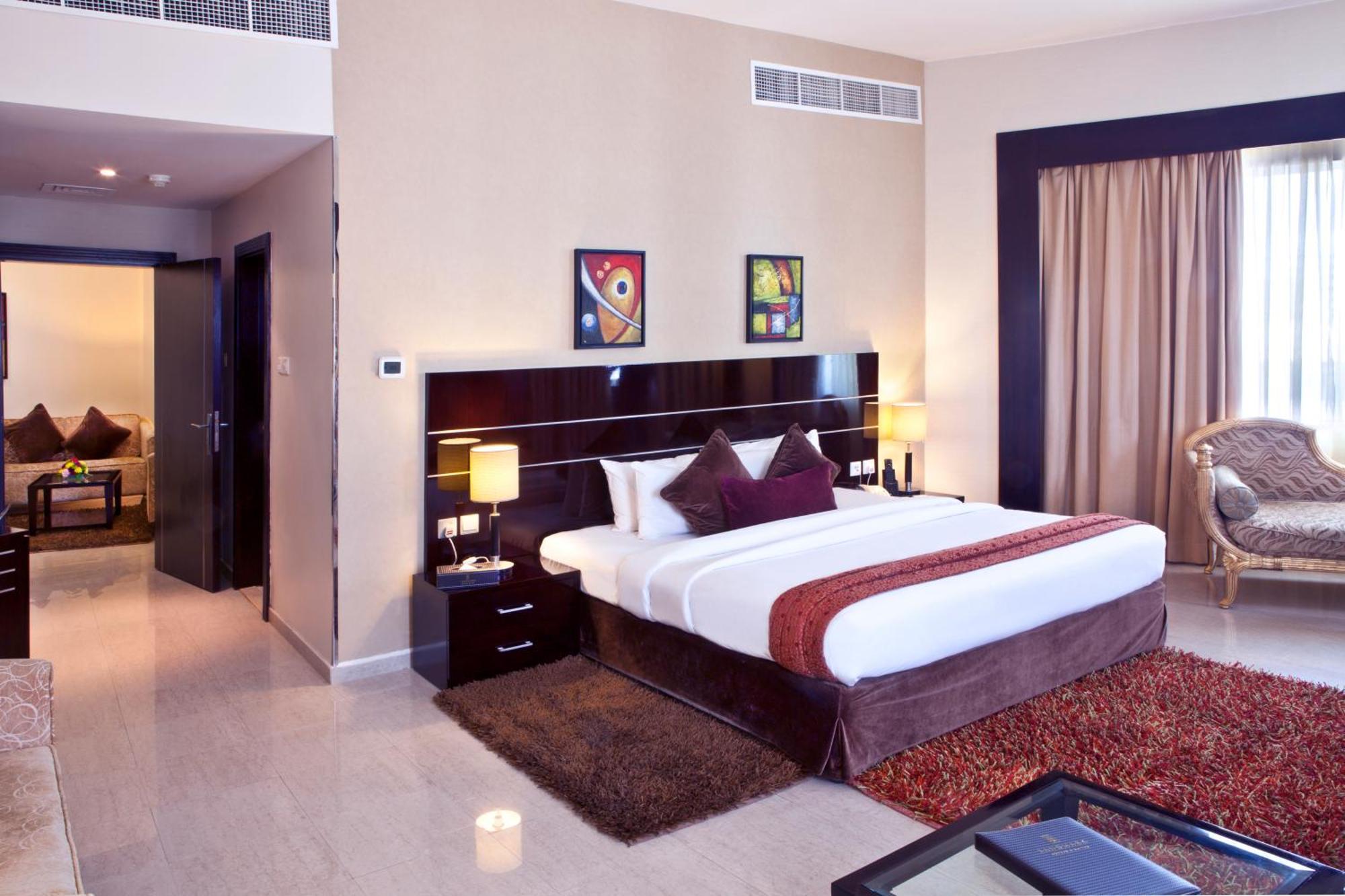 דובאי Landmark Riqqa Hotel מראה חיצוני תמונה