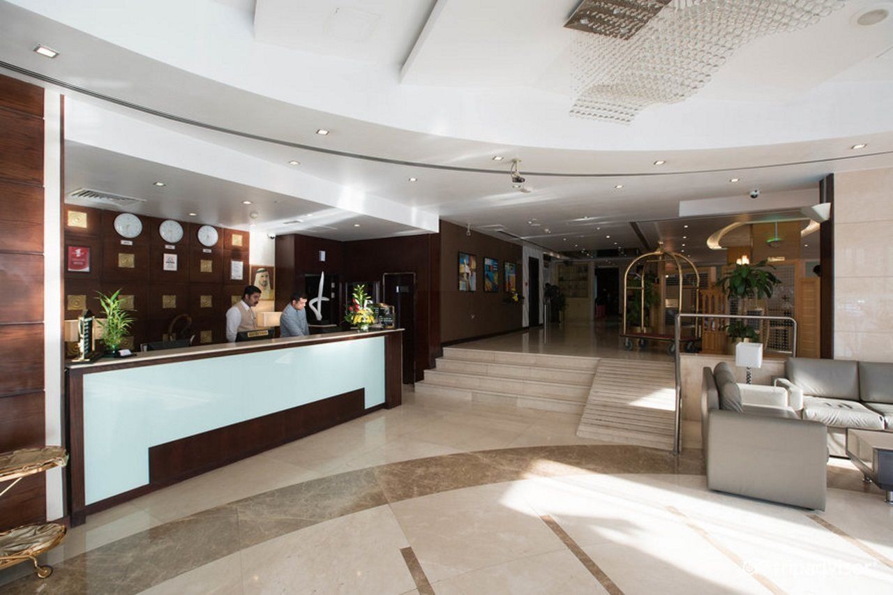 דובאי Landmark Riqqa Hotel מראה חיצוני תמונה