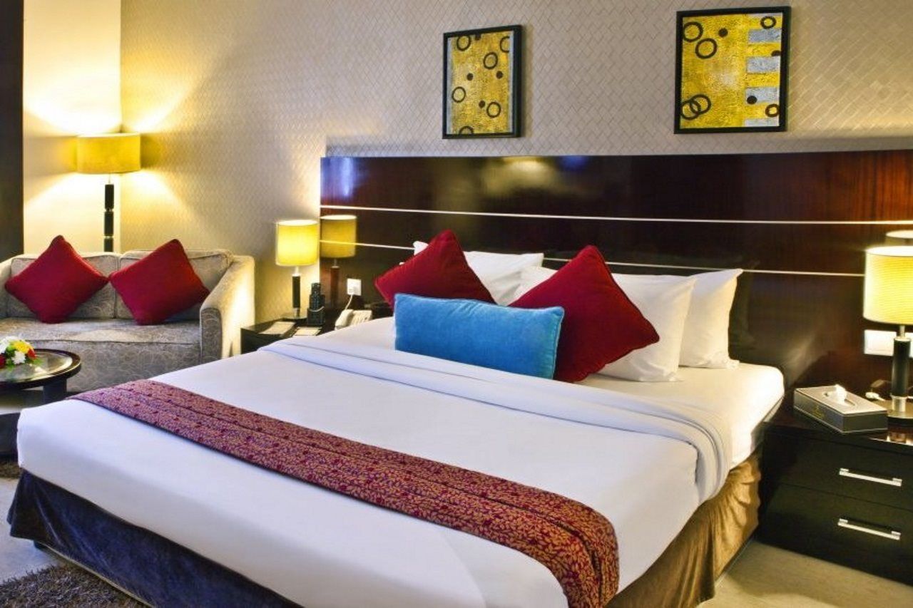 דובאי Landmark Riqqa Hotel מראה חיצוני תמונה