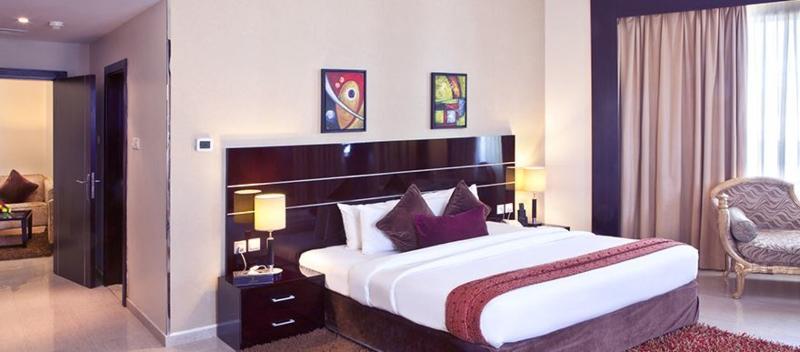 דובאי Landmark Riqqa Hotel מראה חיצוני תמונה