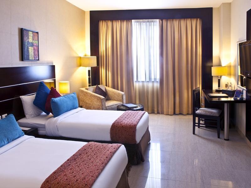 דובאי Landmark Riqqa Hotel מראה חיצוני תמונה